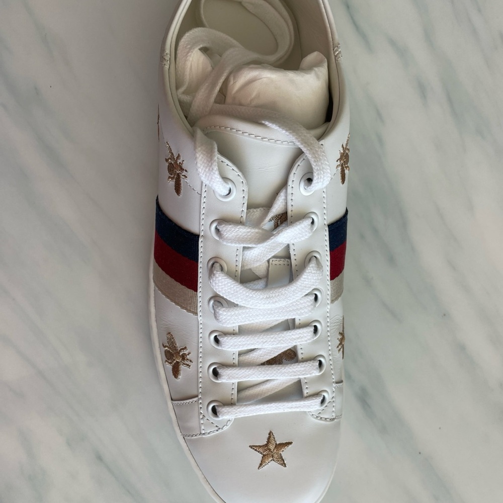👟⭐️New Gucci Ace White Sneakers with Stars ⭐️ and Bees 🐝. Size 40 IT. - Picture 5 of 16